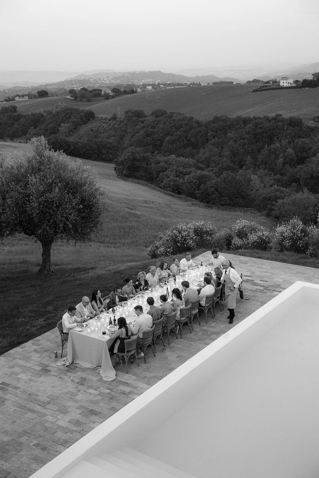 La Famiglia, Italy